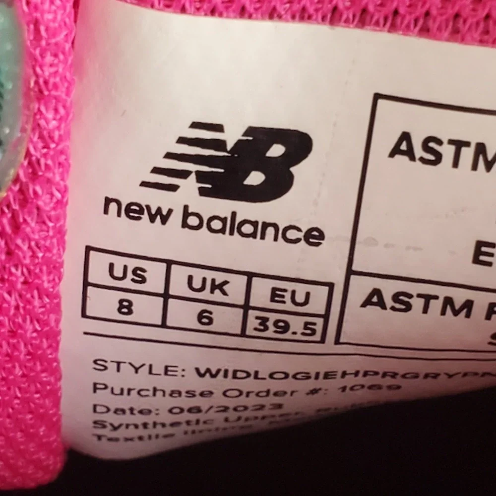 New Balance Safety Logic Womens Work Shoes Sz 8 B Grey/Pink Lace Up Sneakers